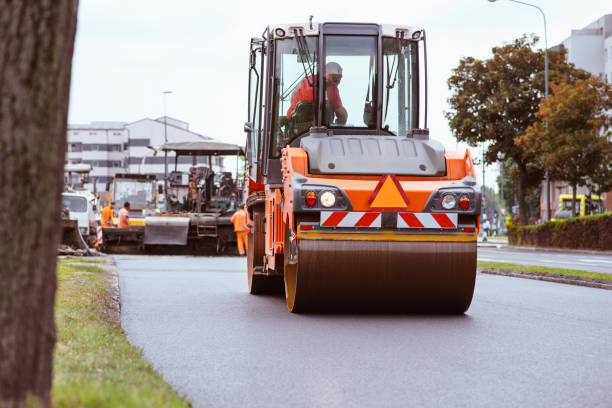 Best Driveway Paving Contractor  in Hannibal, MO